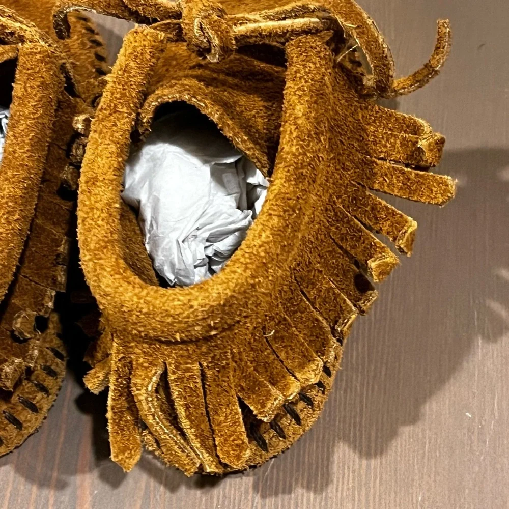 Kids Minnetonka Moccasins Brown Suede Fringe Toddler Size 6 Native American